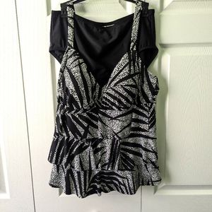 Paradise Bay Swim Tankini and Bottoms Set Size 18